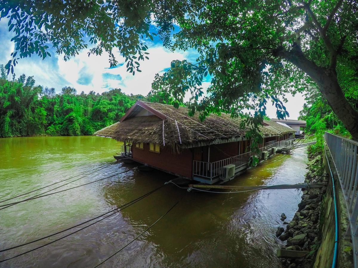 Binlha Raft Resort Sai Yok Luaran gambar